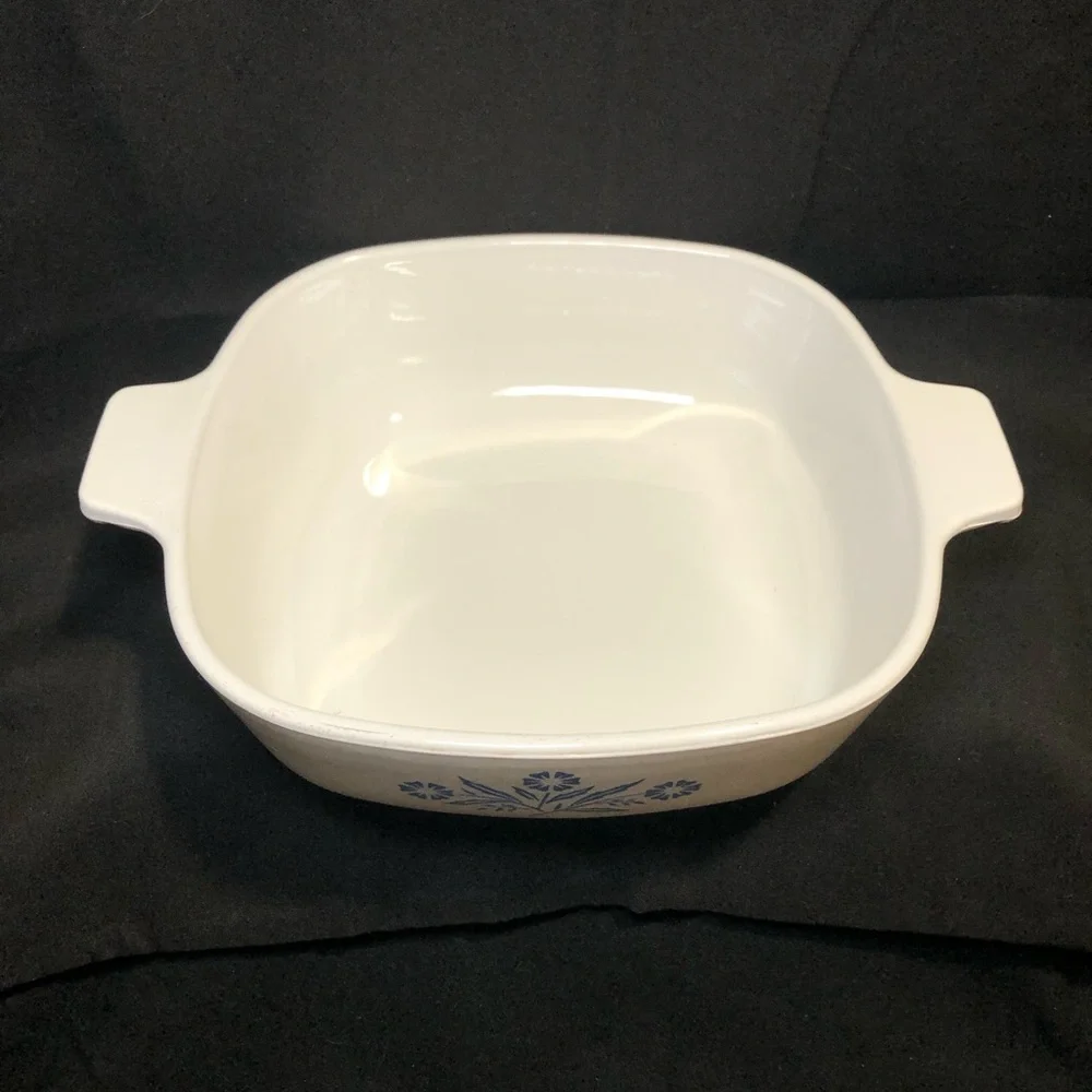 CORNING WARE 1 QUART CASSEROLE DISH, BLUE CORNFLOWER, P-1-B, ****no lid